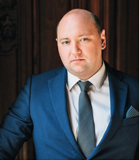 Александр Лавров
